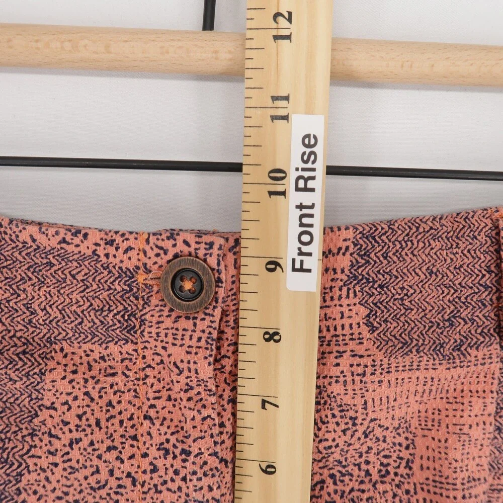 Cartonnier Island Hopper Shorts Womens 4 Coral Geometric Side Button
